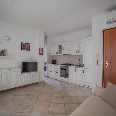 Fornace 04 - La Maddalena Apartment *